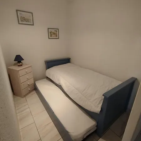 A 2km De La Apartmán